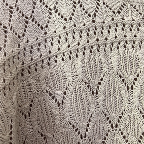 Splendid Short Sleeve Natural Beige Crochet Knit Scalloped Sweater Size Medium - Picture 7 of 11